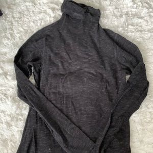 Black thin turtleneck long sleeve